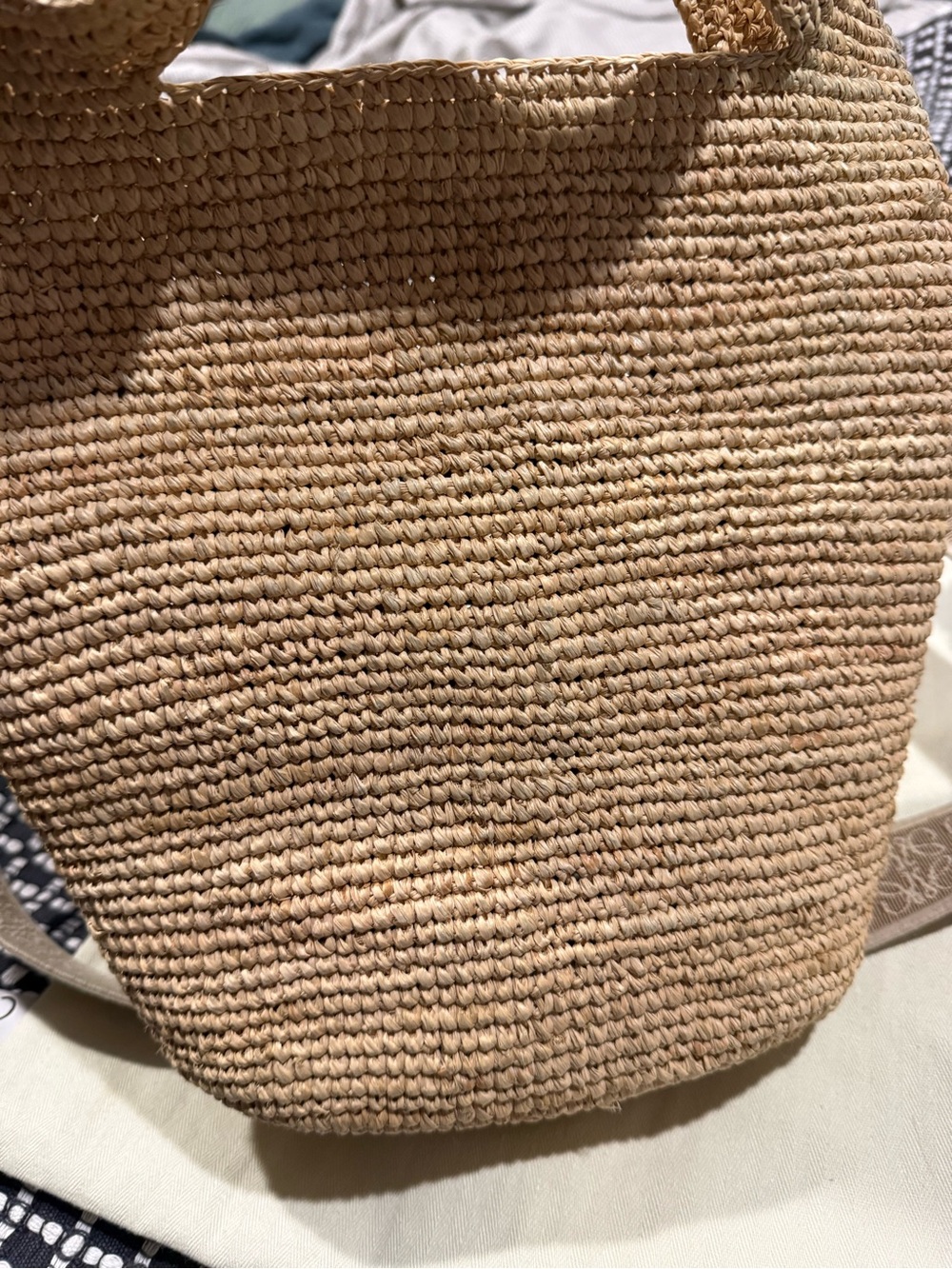 LOEWE mini slit tote bag raffia. - Picture 6 of 9